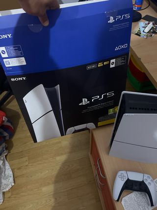 PS5 Digital Edition Sony - Sin estrenar.