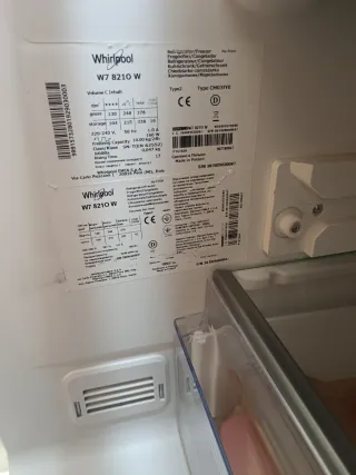 Accesorios Frigorífico Whirlpool W7 8210 W