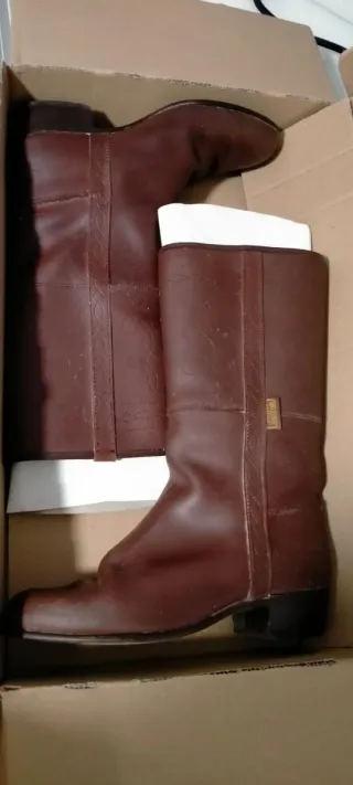 Botas Valverde del Camino Talla 35 Marrón