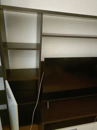 Mueble salón modular marrón y blanco