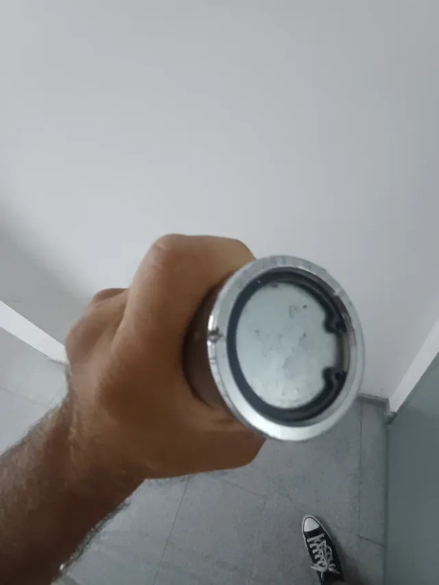 Barra Olímpica 20 kg y las 2 losetas de caucho