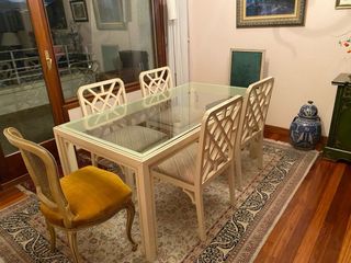 Mesa Comedor Lacada Blanca de Cristal y 6 sillas