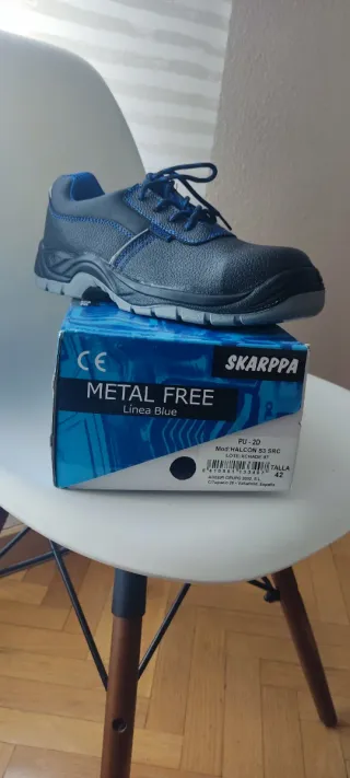 Zapato de seguridad marca Skarppa linea blue