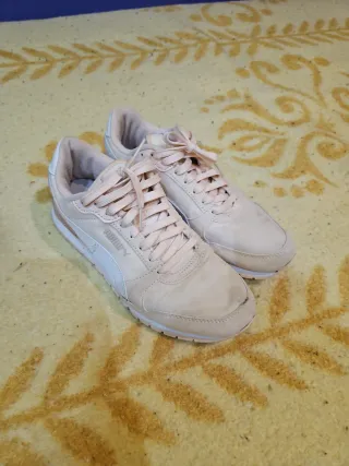 Zapatillas Puma Beige y Rosa Talla 38