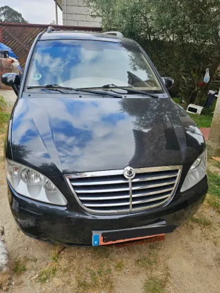 SsangYong Rodius 2010