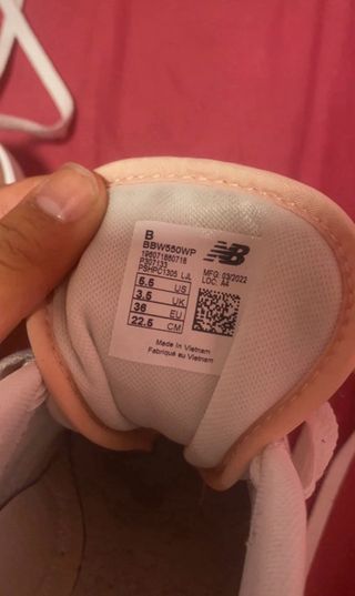 New Balance 550 Rosa y Blanco