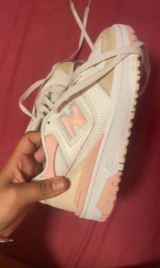 New Balance 550 Rosa y Blanco