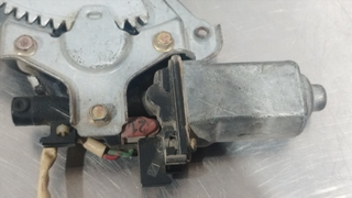 ELEVALUNAS TRASERO DERECHO MAZDA PREMACY (CP) 862