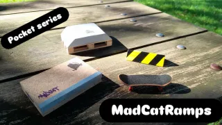Obstáculo fingerboard de bolsillo, práctica ollies