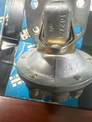 Bomba combustible PERKINS 1829/1