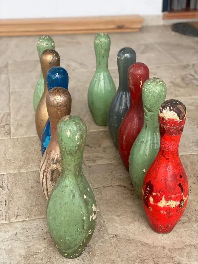 Antiguos bolos de bolera auténticos