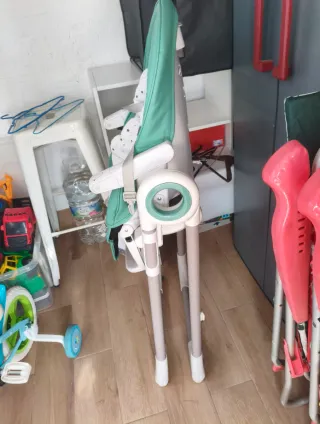 Trona plegable bebé marca Jané