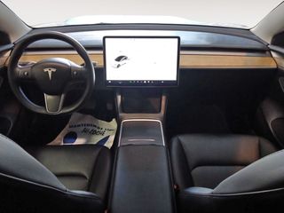 Tesla Model 3 Standard Range Plus RWD