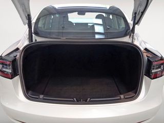 Tesla Model 3 Standard Range Plus RWD