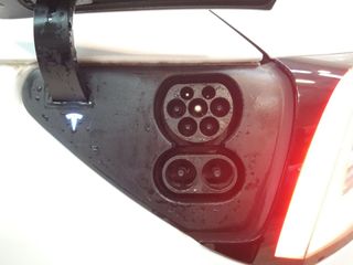 Tesla Model 3 Standard Range Plus RWD