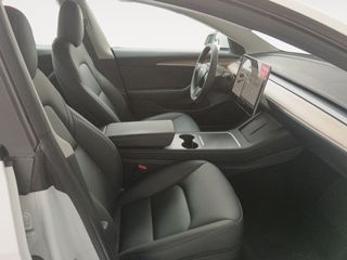Tesla Model 3 Standard Range Plus RWD