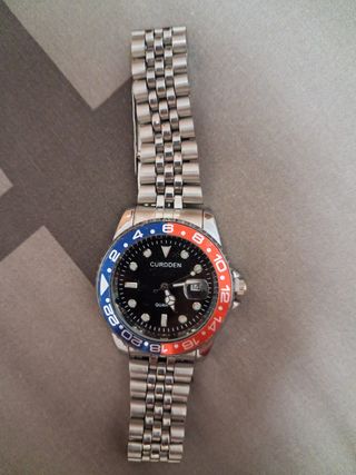 Reloj CURDDEN esfera negra bisel rojo/azul