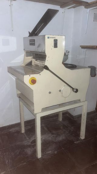 Cortadora de pan Torrents