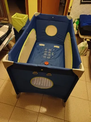 Cuna de viaje para bebés azul