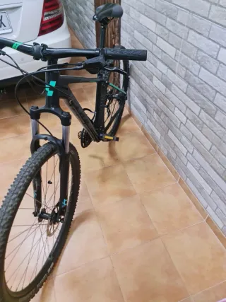 Bicicleta Cube Aim Pro 29