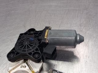 ELEVALUNAS DELANTERO IZQUIERDO MERCEDES-BENZ CL (