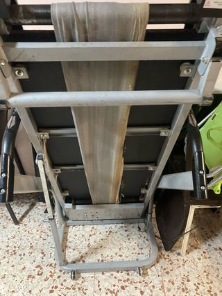 Cinta de andar . el tapiz está para arreglar o cam