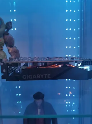 Gigabyte RTX 2060 Tarjeta Gráfica