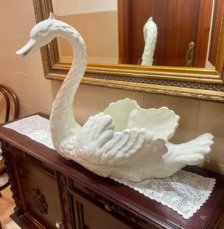 Cisne de cerámica blanco