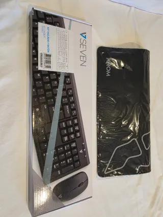 Kit Teclado, Ratón y Alfombrilla V7
