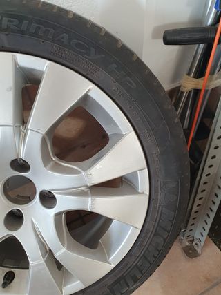 Rueda Michelin 215/50R17 95W C4 Picasso