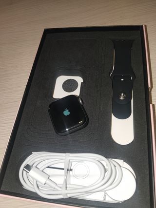 Apple Watch Series 4 40mm Negro/Plata