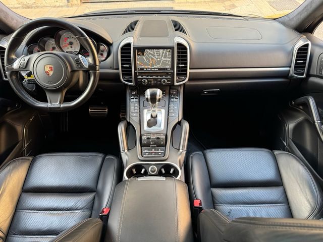 Porsche Cayenne 2013