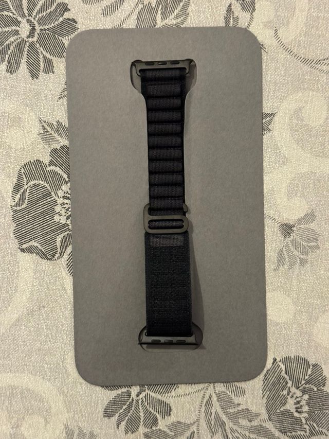 Correa Alpine Loop Negra Apple