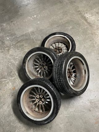 Llantas tipo oz 17”
