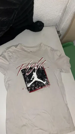 Camiseta Jordan Flight original 
