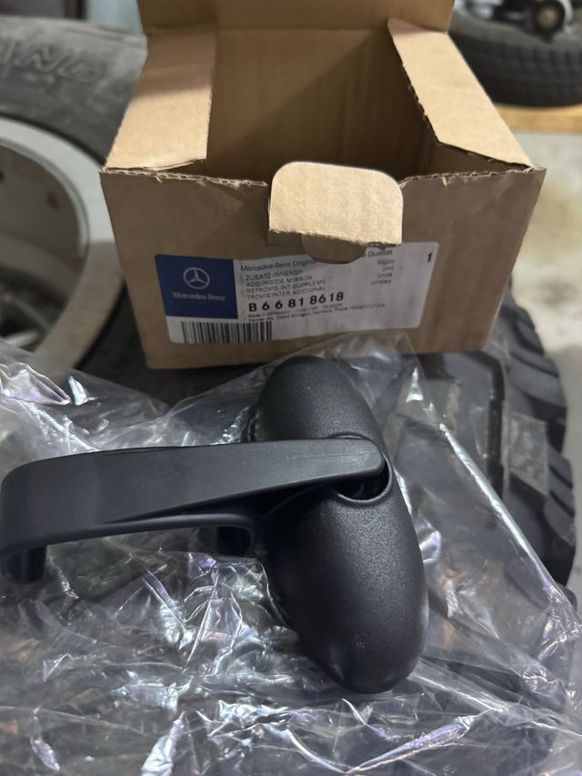 Espejo Mercedes B66818618