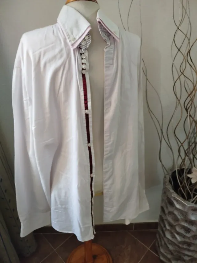 Camisa blanca manga larga hombre