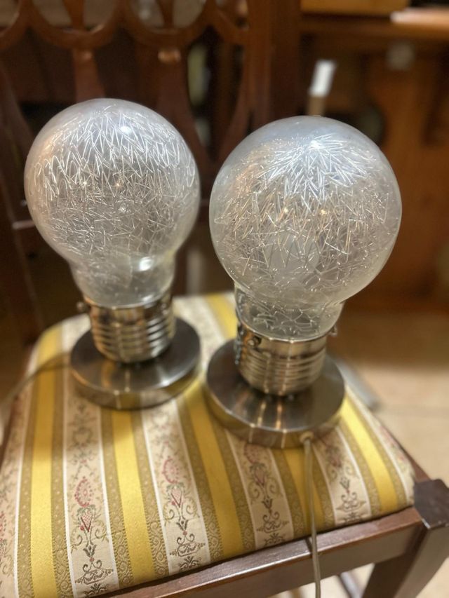 Coppia Lampade da Comodino Design