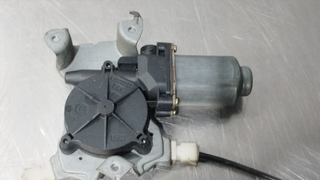 ELEVALUNAS TRASERO DERECHO NISSAN ALMERA (N16/E)