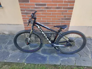 Bicicleta Scott Scale