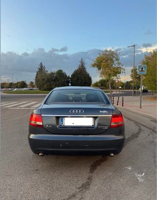 Audi A6 quattro 3.0