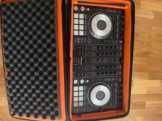 Controladora DJ Pioneer DDJ-SX2