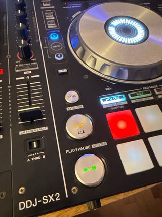 Controladora DJ Pioneer DDJ-SX2