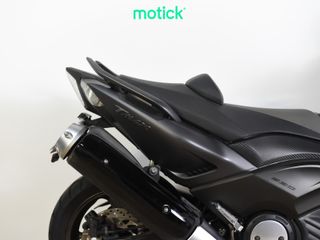 YAMAHA TMAX 530
