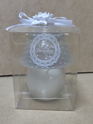 Castiçal com vela branco