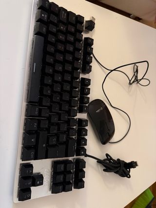 Teclado y Ratón Gaming