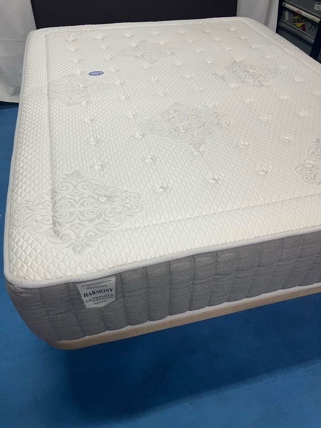 Base imbottita + materasso in visco 150x190