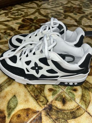Zapatos Nike Jordan y Louis Vuitton
