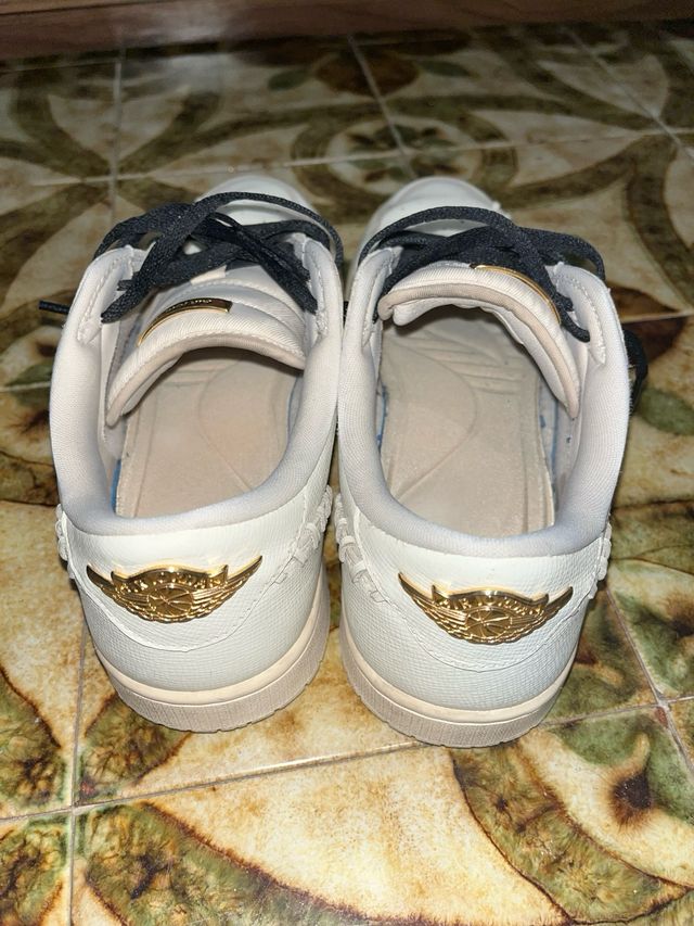 Zapatos Nike Jordan y Louis Vuitton