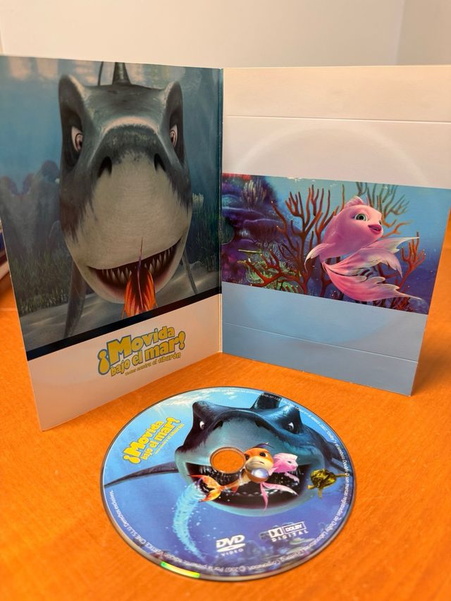 Movida bajo el mar DVD